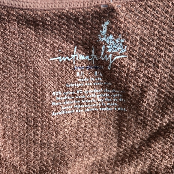 New Free People Intimatey Shea Button-Up Seamless Henley Terra Cott Top Size M/L - Picture 5 of 5